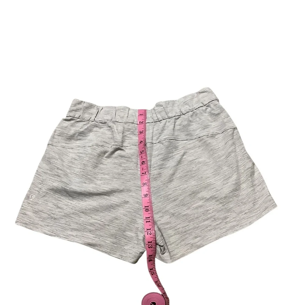 Lululemon Gray Women's activewear Shorts with Drawstring